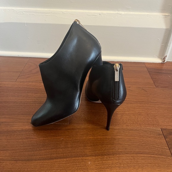 Jimmy Choo stiletto booties | size 39 - Picture 3 of 7